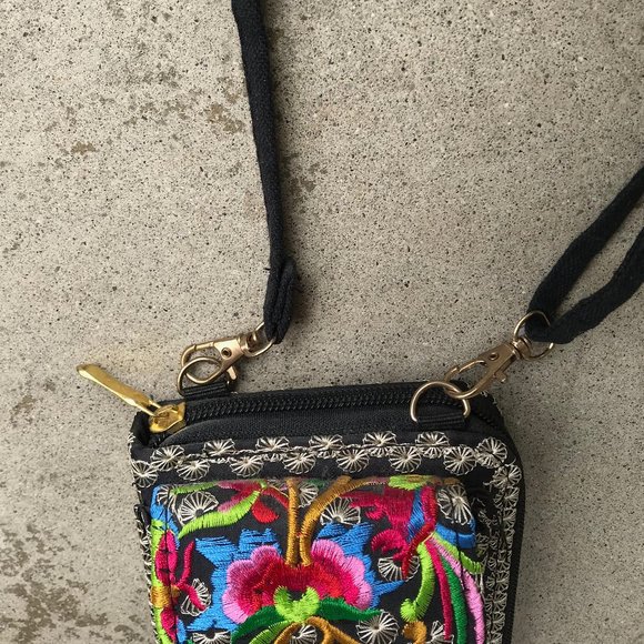 Embroidered Wallet Purse NWOT - Picture 6 of 7